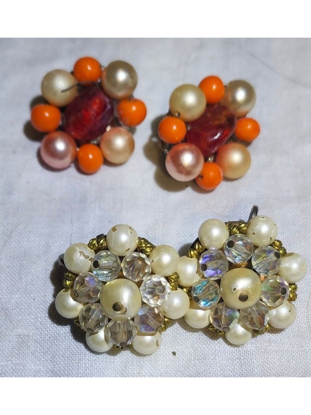 Vintage MCM Clip-On Earrings Lot - 8  Lucite Glass Acrylic Beads Assorted Colors - Picture 2 of 11